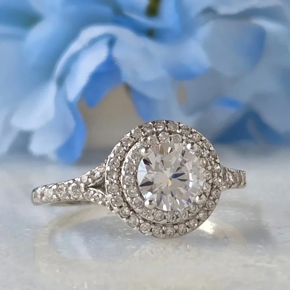 Round Halo Ring - 925 Sterling Silver Charmed Aroma Halo Promise Ring - Picture 4 of 6